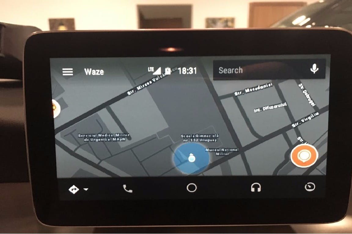 Sistem NTG5 Carplay/Android Auto cu Waze pentru W205/W253 cu Audio 20's photo